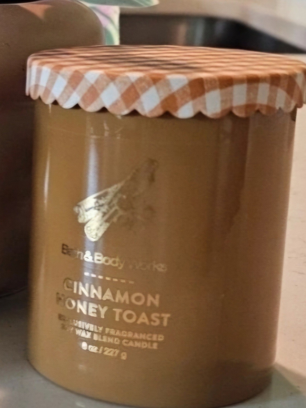 Bath & Body Works Cinnamon Honey Toast Candle - Brown & White